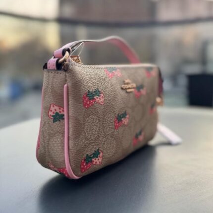 کیف کوچ طرح توت فرنگی nolita