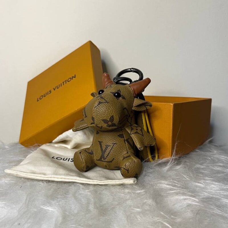 جاسوئیچی لویی ویتون مشابه اورجینال