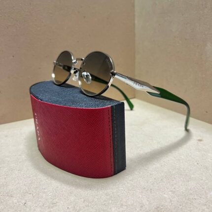 عینک آفتابی زنانه پرادا